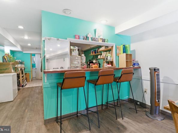 1337 E Snyder Avenue, Philadelphia PA 19148