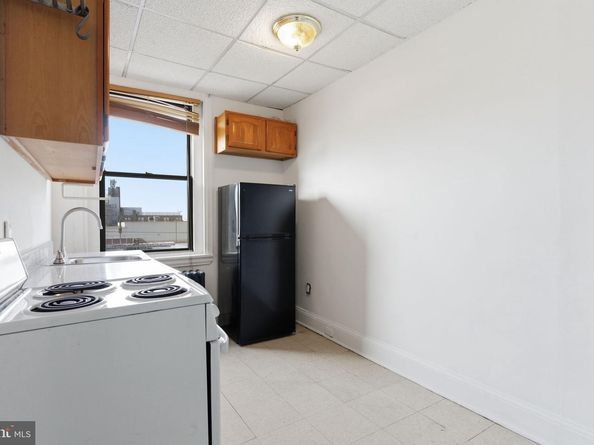 1337 E Snyder Avenue, Philadelphia PA 19148