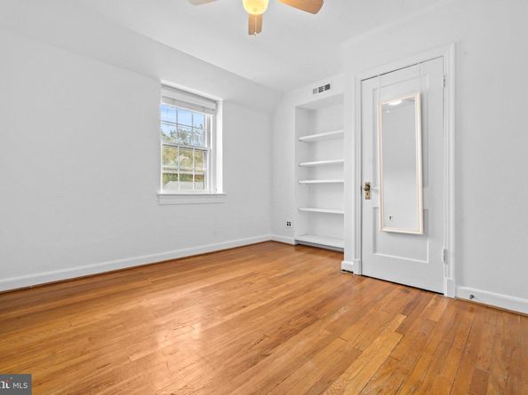 1400 S Edgewood Street S 527, Arlington VA 22204