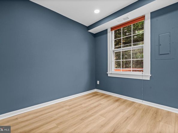 1400 S Edgewood Street S 527, Arlington VA 22204