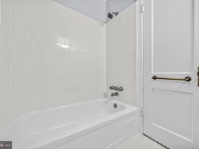 1400 S Edgewood Street S 527, Arlington VA 22204