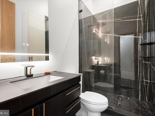 4509 Foxhall Crescent NW, Washington DC 20007