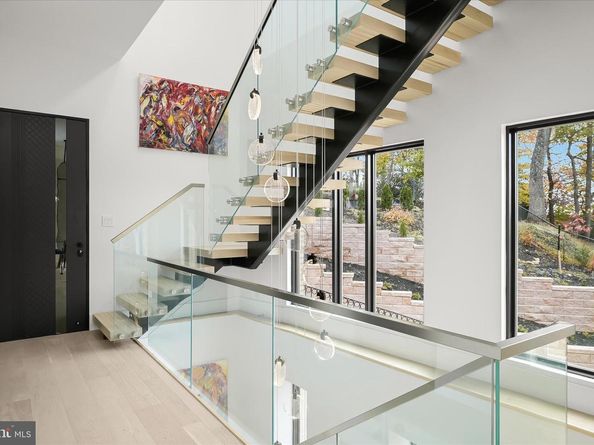 4509 Foxhall Crescent NW, Washington DC 20007