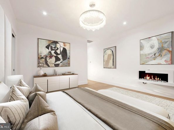 4509 Foxhall Crescent NW, Washington DC 20007