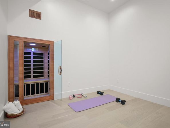 4509 Foxhall Crescent NW, Washington DC 20007