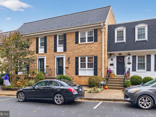7416 Hallcrest, Mclean VA 22102