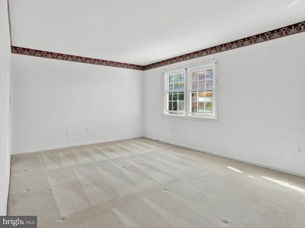 7416 Hallcrest, Mclean VA 22102