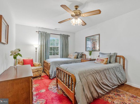 6628 Mclean Court, Mclean VA 22101