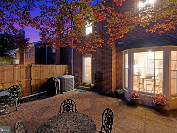 6628 Mclean Court, Mclean VA 22101