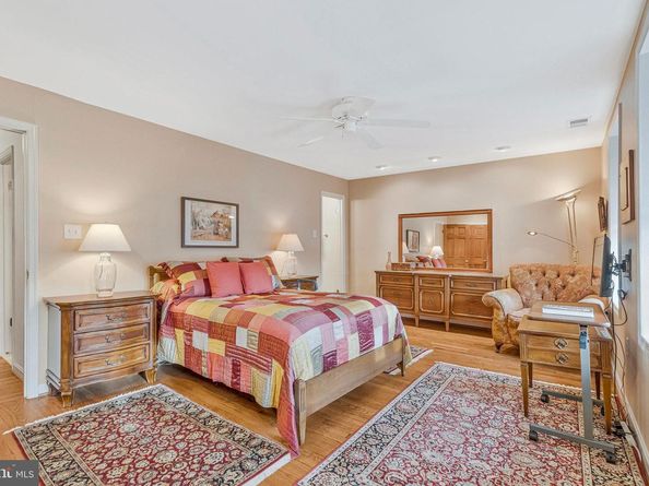 6628 Mclean Court, Mclean VA 22101