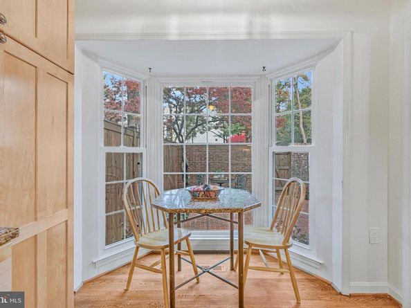 6628 Mclean Court, Mclean VA 22101