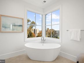 600 29TH Road S, Arlington VA 22202