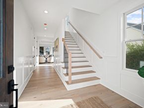 600 29TH Road S, Arlington VA 22202