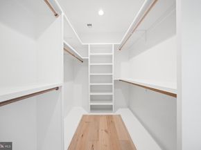 600 29TH Road S, Arlington VA 22202