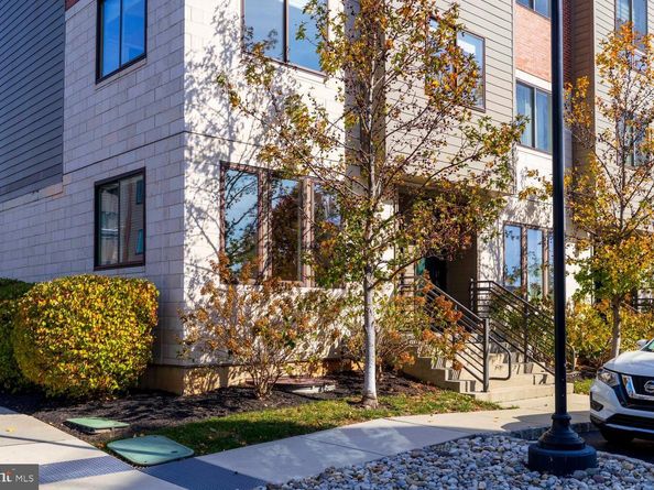 401 Lakeview Court, King Of Prussia PA 19406