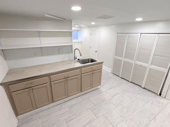 9 Berbro Avenue, Upper Darby PA 19082