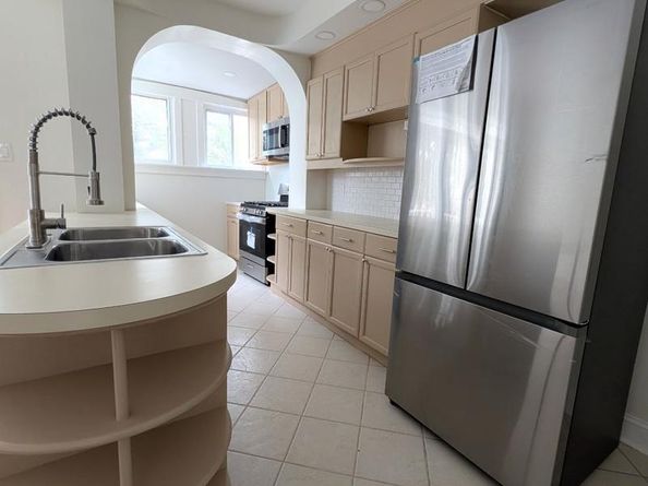 9 Berbro Avenue, Upper Darby PA 19082