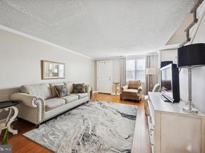 245 Gramercy Drive, Clifton Heights PA 19018