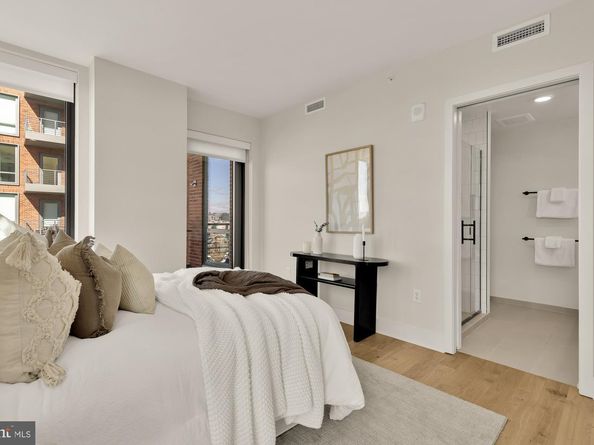 1211 Van Street SE 718, Washington DC 20003