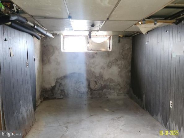 71 Burnside Avenue, Sharon Hill PA 19079