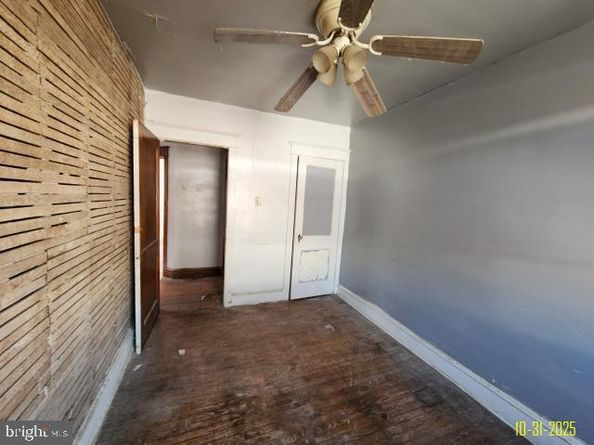 71 Burnside Avenue, Sharon Hill PA 19079