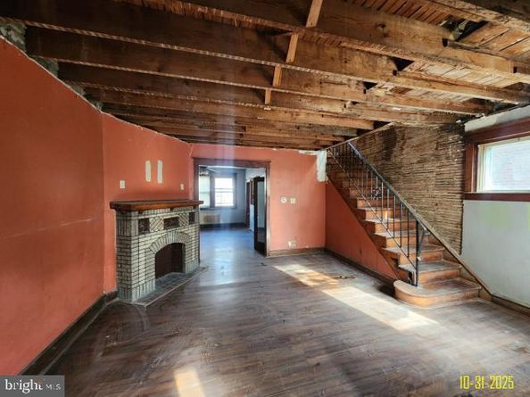 71 Burnside Avenue, Sharon Hill PA 19079