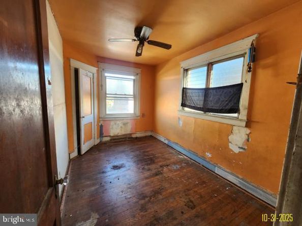 71 Burnside Avenue, Sharon Hill PA 19079