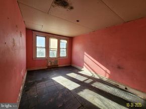 71 Burnside Avenue, Sharon Hill PA 19079