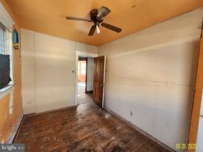 71 Burnside Avenue, Sharon Hill PA 19079