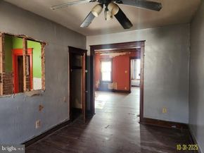 71 Burnside Avenue, Sharon Hill PA 19079