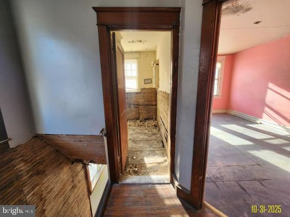 71 Burnside Avenue, Sharon Hill PA 19079