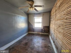 71 Burnside Avenue, Sharon Hill PA 19079