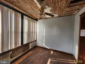 71 Burnside Avenue, Sharon Hill PA 19079