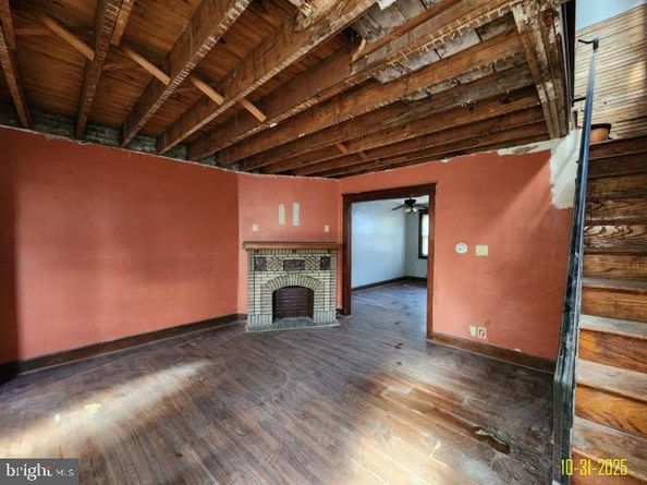 71 Burnside Avenue, Sharon Hill PA 19079