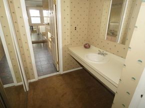 1253 Lexington Drive, Yardley PA 19067