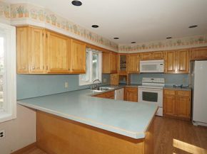 1253 Lexington Drive, Yardley PA 19067