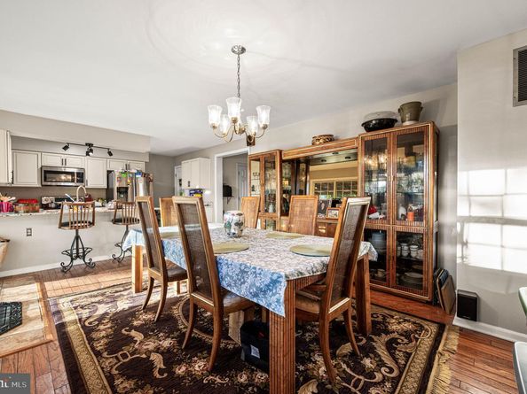 728 Kenilworth Avenue, Philadelphia PA 19126
