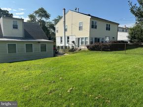 202 Rolling Road, Broomall PA 19008