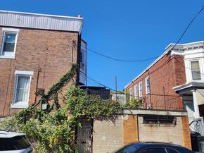 5617 Spruce Street, Philadelphia PA 19139