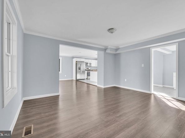 879 Station Street, Herndon VA 20170