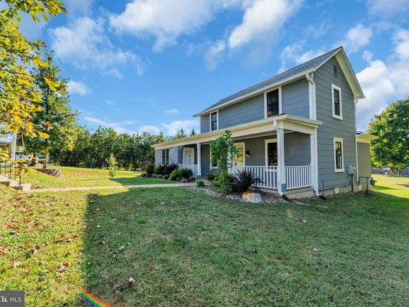 879 Station Street, Herndon VA 20170
