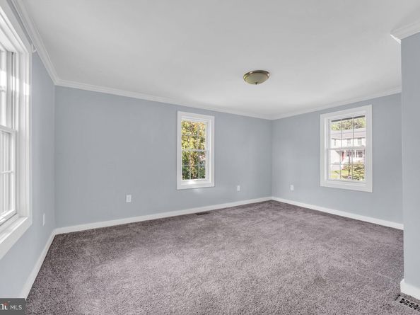 879 Station Street, Herndon VA 20170
