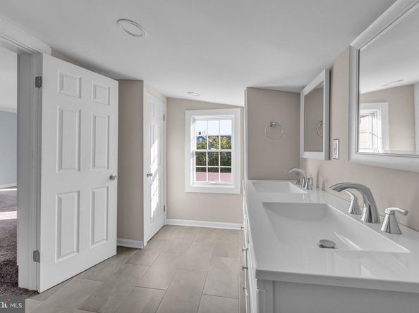 879 Station Street, Herndon VA 20170