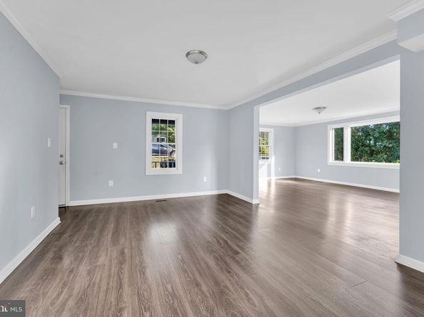 879 Station Street, Herndon VA 20170