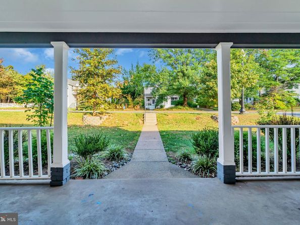 879 Station Street, Herndon VA 20170
