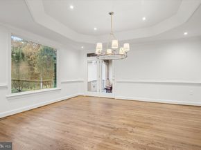 1404 Wynhurst Lane, Vienna VA 22182