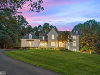 1404 Wynhurst Lane