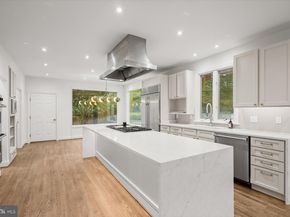 1404 Wynhurst Lane, Vienna VA 22182