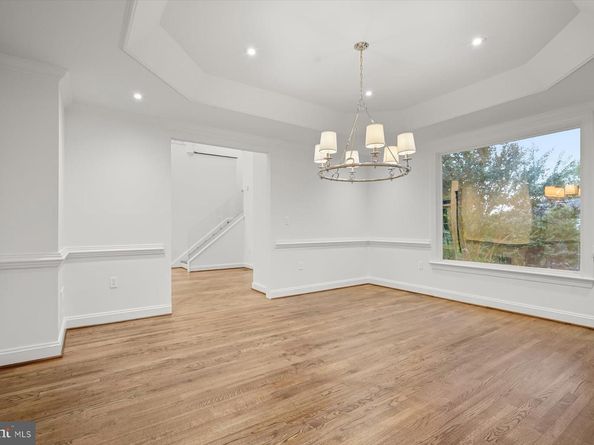 1404 Wynhurst Lane, Vienna VA 22182