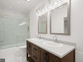 1404 Wynhurst Lane, Vienna VA 22182